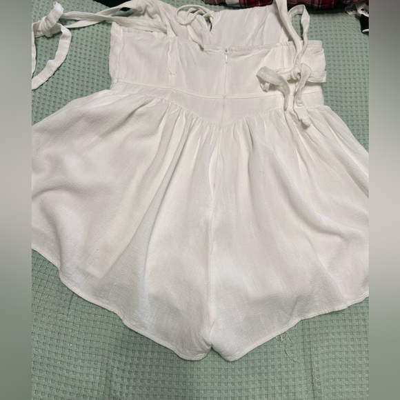 Princess Polly White Romper - Picture 7 of 8